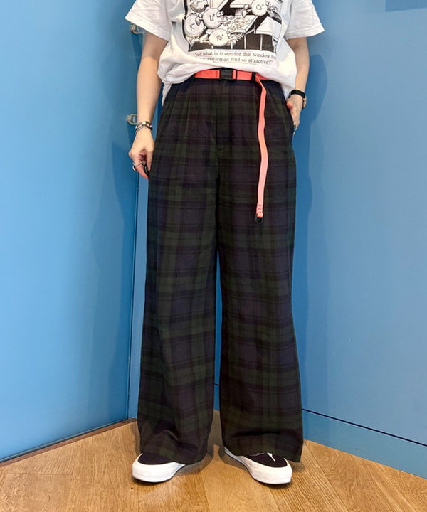 木村 梨香さんの「BEAMS WOMEN｜Cotton Expressions / OPPOSITES ATTRACT TEE」を使ったコーディネート