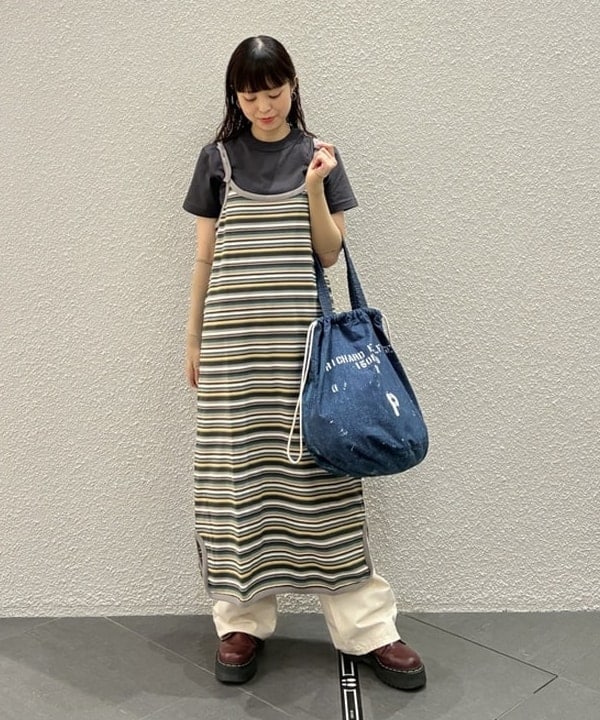 りかちょび/岸本梨佳さんの「BEAMS WOMEN｜【別注】Lee &times; maturely / リメイク ペインター パンツ」を使ったコーディネート