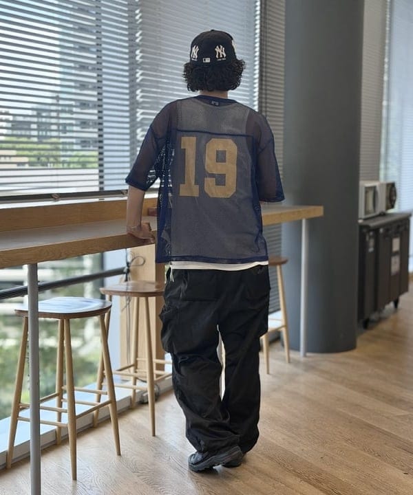 BAKU(東江 漠)さんの「メッシュ プリント Tシャツ【ワイドショートフィット】」を使ったコーディネート