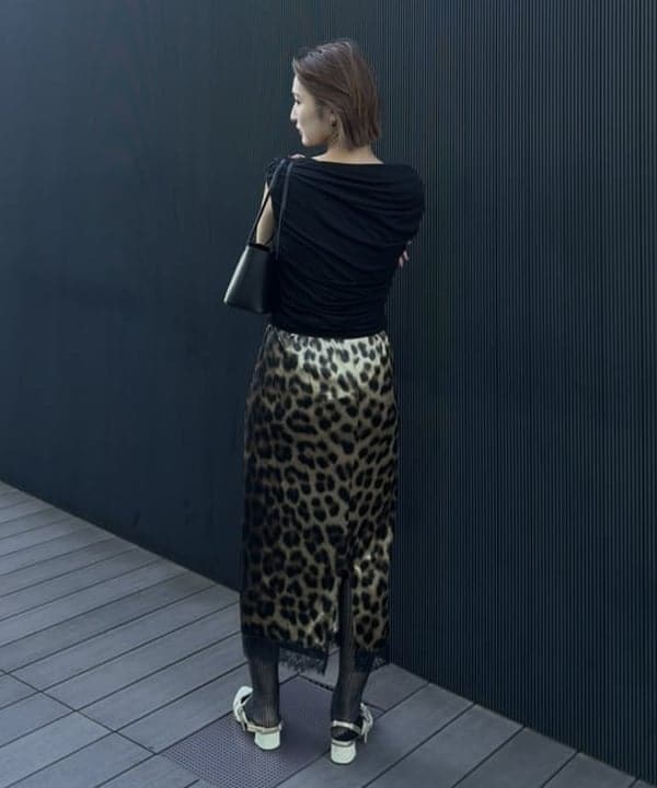 松本 佳菜子さんの「BEAMS WOMEN｜YAHKI / YH-809 SHOULDER BAG」を使ったコーディネート
