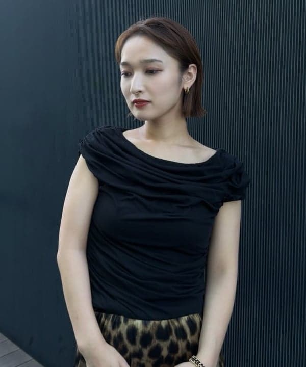 松本 佳菜子さんの「BEAMS WOMEN｜YAHKI / YH-809 SHOULDER BAG」を使ったコーディネート