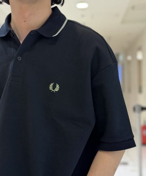 BAKU(東江 漠)さんの「BEAMS｜【別注】FRED PERRY / Relaxed Fit Pique Polo Shirt｜ポロシャツ｜リラックスフィット」を使ったコーディネート