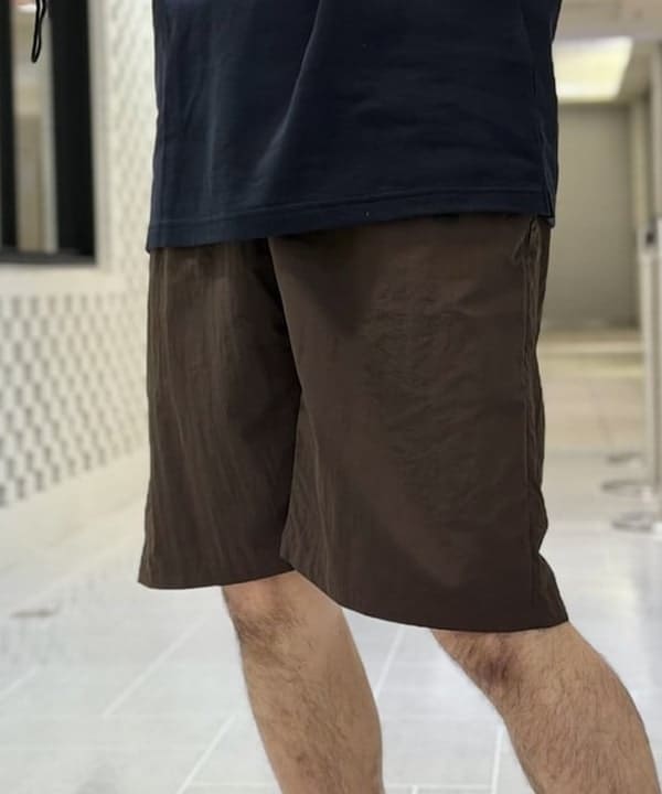 BAKU(東江 漠)さんの「BEAMS｜【別注】FRED PERRY / Relaxed Fit Pique Polo Shirt｜ポロシャツ｜リラックスフィット」を使ったコーディネート