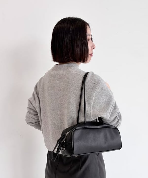 大川 美咲さんの「BEAMS WOMEN｜AK+1 /  裏毛スウェット プルオーバー」を使ったコーディネート