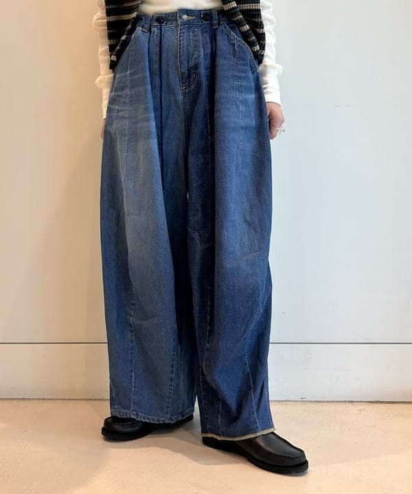 清水 彩乃さんの「BEAMS WOMEN｜マルチボーダー ベスト」を使ったコーディネート