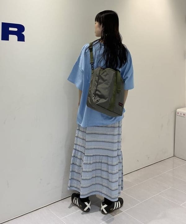 りかちょび/岸本梨佳さんの「【別注】BRIEFING / ミリタリー キット バッグ」を使ったコーディネート