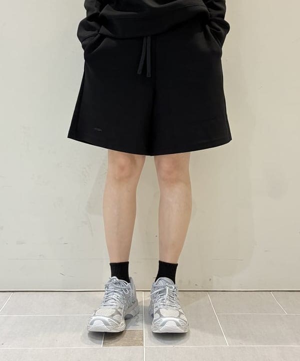 りかちょび/岸本梨佳さんの「」を使ったコーディネート