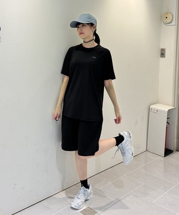 りかちょび/岸本梨佳さんの「」を使ったコーディネート