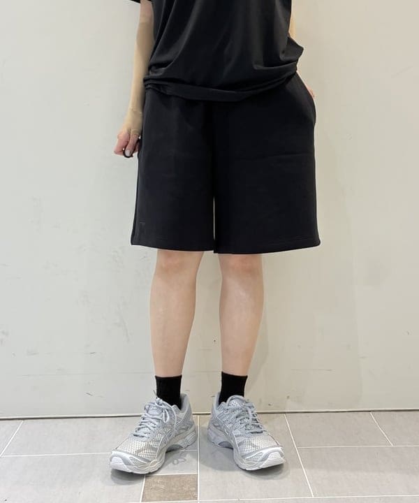 りかちょび/岸本梨佳さんの「」を使ったコーディネート