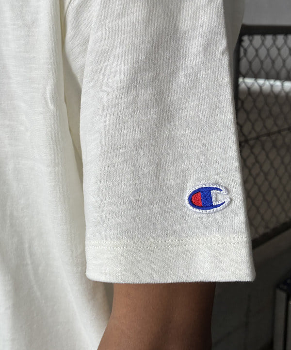 NADEL ナデールさんの「BEAMS WOMEN｜【別注】Champion / ミッキーマウス / Ｔシャツ」を使ったコーディネート