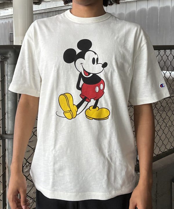 NADEL ナデールさんの「BEAMS WOMEN｜【別注】Champion / ミッキーマウス / Ｔシャツ」を使ったコーディネート