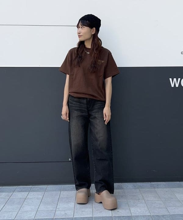 【限定販售】STARBUCKS STAND by BEAMS / LOGO 短袖 T 恤