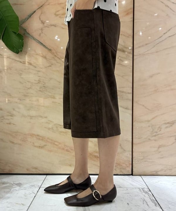 茂野 真楓さんの「BEAMS WOMEN｜BAUM UND PFERDGARTEN / JONIE メッシュ ドット シャツ」を使ったコーディネート
