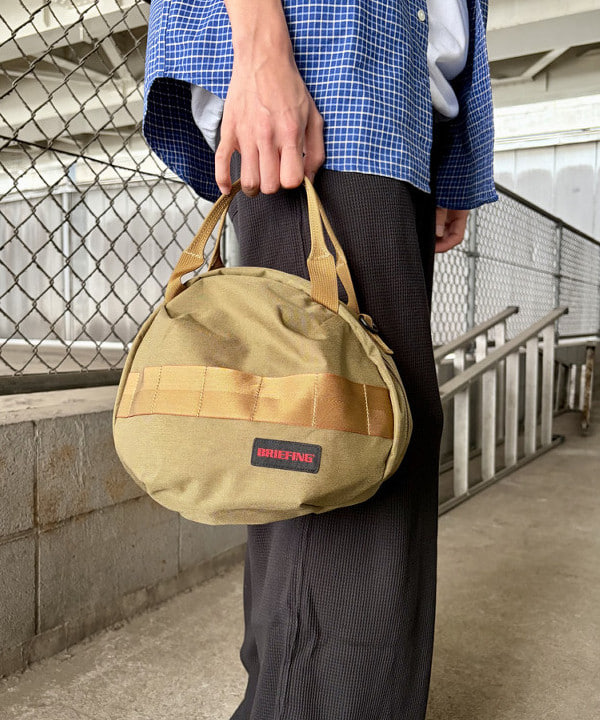 高遠 恒巳さんの「BEAMS WOMEN｜オックスフォード ボタンダウンシャツ 5分丈【ワイドフィット】」を使ったコーディネート