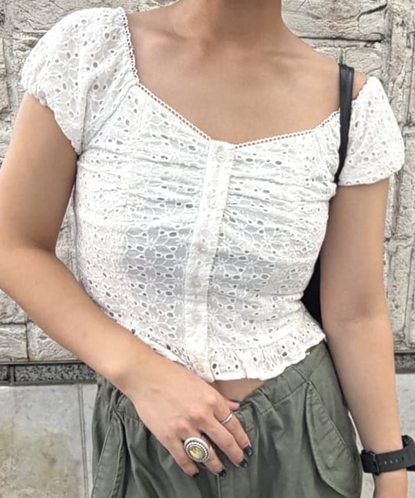 松本 佳菜子さんの「BEAMS WOMEN｜【別注】noeyedia / サングラス "NE-459"」を使ったコーディネート
