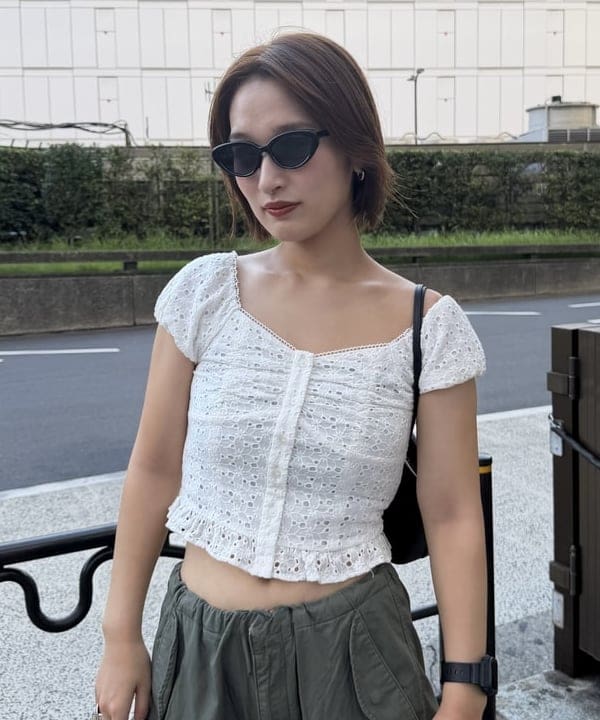 松本 佳菜子さんの「BEAMS WOMEN｜【別注】noeyedia / サングラス "NE-459"」を使ったコーディネート