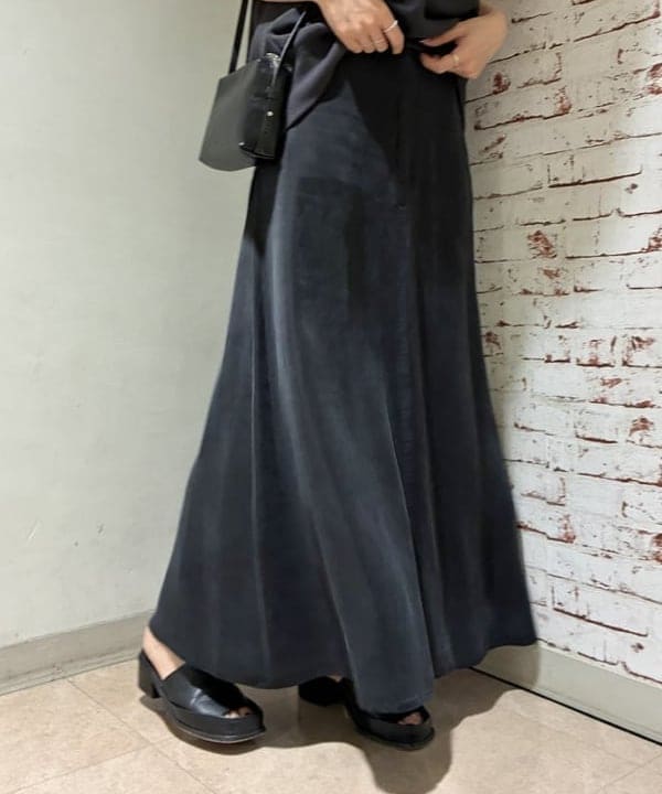 CHIHIROさんの「BEAMS WOMEN｜裏毛 ハーフ ジップ プルオーバー」を使ったコーディネート