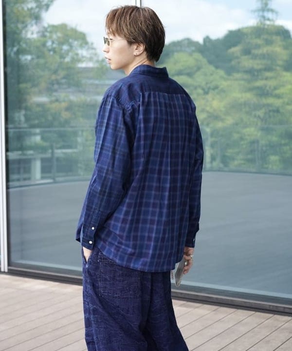 SUDOさんの「BEAMS｜【別注】ISLAND SLIPPER / レザー トング サンダル｜シンプル｜モノトーン」を使ったコーディネート