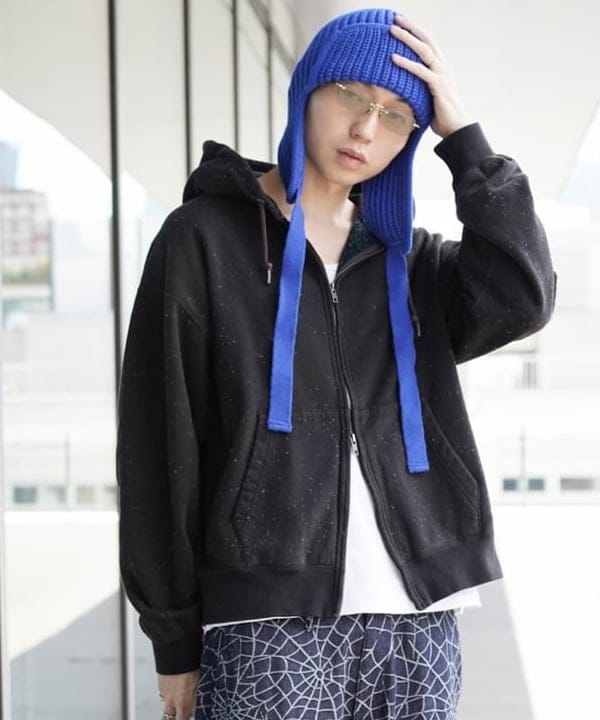 SUDOさんの「BEAMS｜【別注】ISLAND SLIPPER / レザー トング サンダル｜シンプル｜モノトーン」を使ったコーディネート