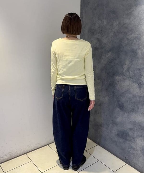 reinaさんの「BEAMS WOMEN｜【別注】MILLER / 2パック Tシャツ」を使ったコーディネート