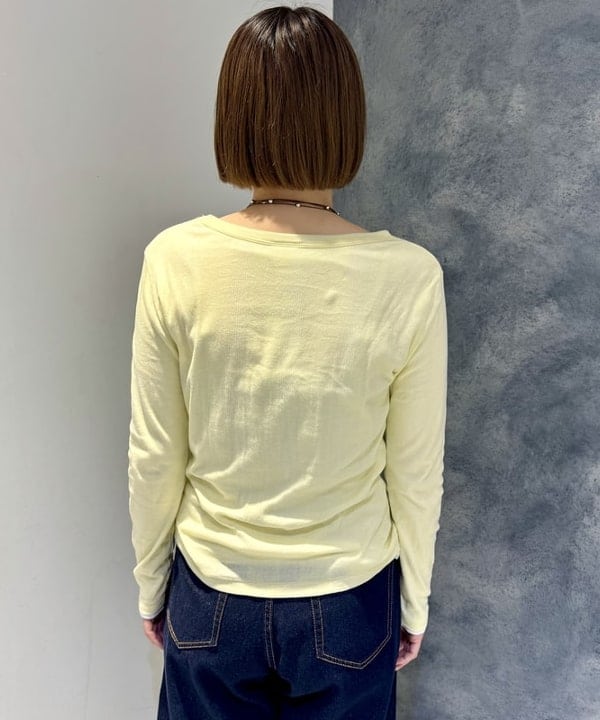 reinaさんの「BEAMS WOMEN｜【別注】MILLER / 2パック Tシャツ」を使ったコーディネート