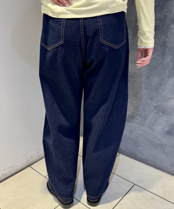 reinaさんの「BEAMS WOMEN｜【別注】MILLER / 2パック Tシャツ」を使ったコーディネート