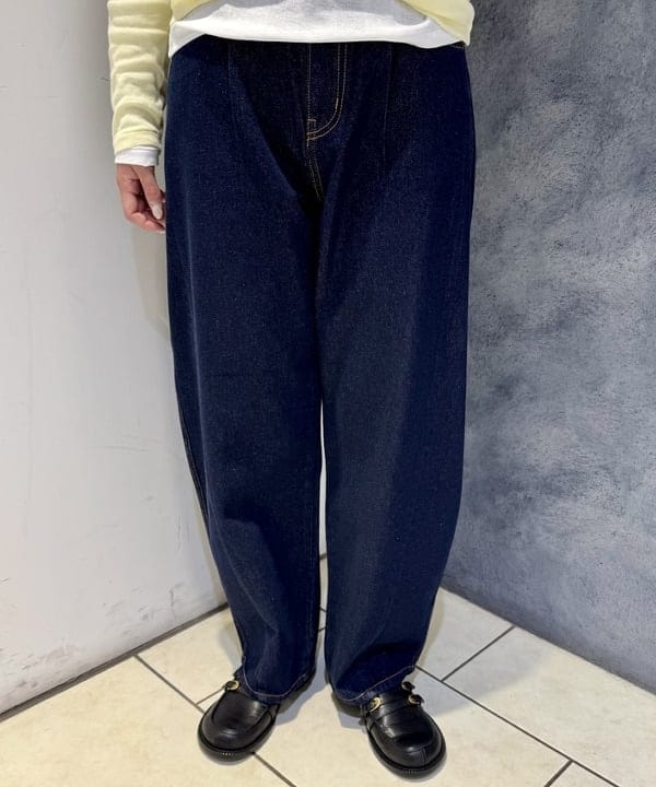 reinaさんの「BEAMS WOMEN｜【別注】MILLER / 2パック Tシャツ」を使ったコーディネート
