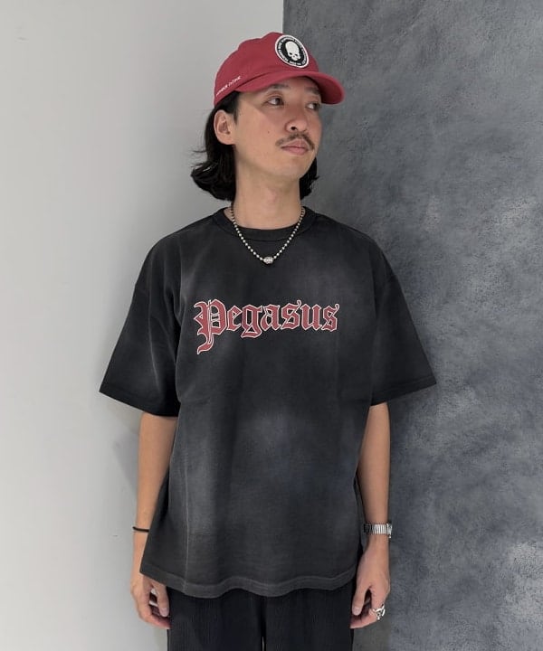 植木 竜也さんの「BEAMS WOMEN｜スーベニア Tシャツ【ワイドフィット】」を使ったコーディネート
