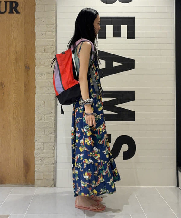 津藤 理佐子さんの「BEAMS WOMEN｜【別注】GREGORY / NICE DAY V2」を使ったコーディネート