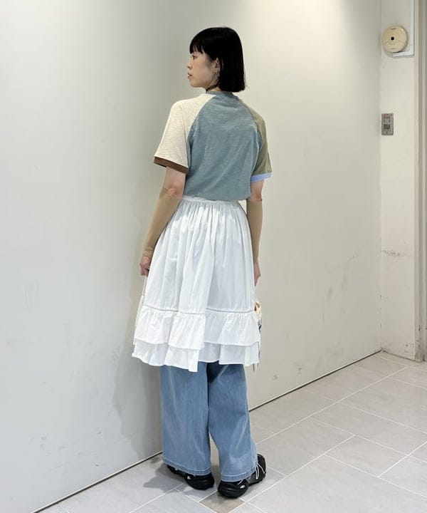 りかちょび/岸本梨佳さんの「フリル ティアード スカート」を使ったコーディネート