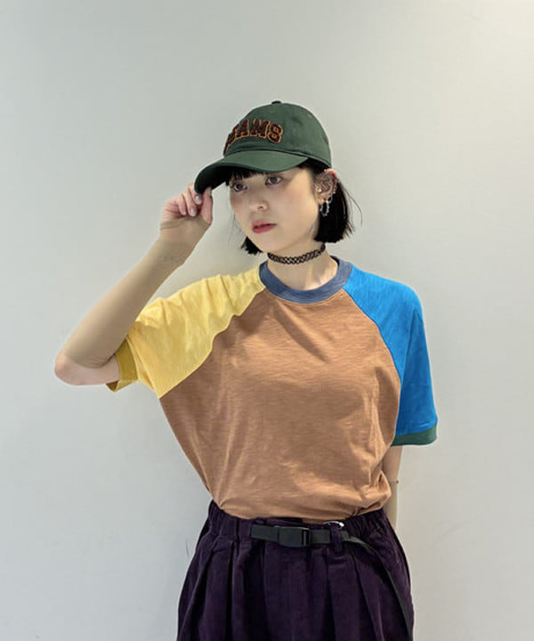 りかちょび/岸本梨佳さんの「BEAMS ベーシック キャップ｜ロゴキャップ｜定番」を使ったコーディネート