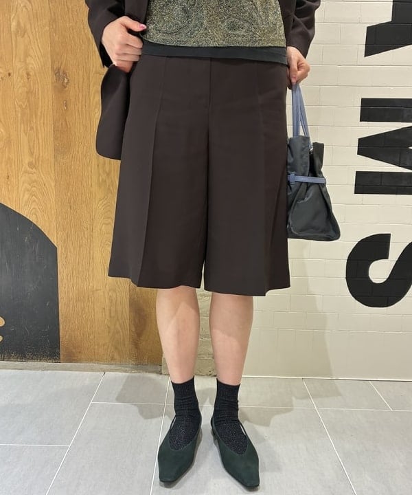 中平 あみさんの「BEAMS WOMEN｜ラペルレス オーバー ジャケット」を使ったコーディネート