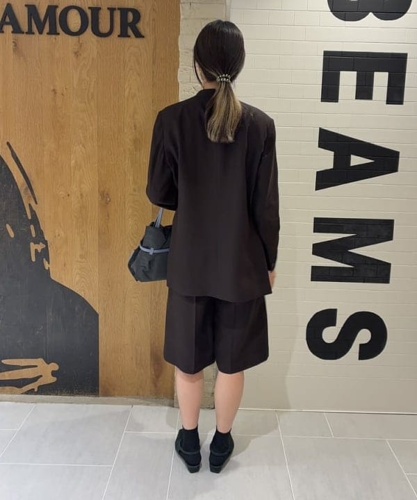中平 あみさんの「BEAMS WOMEN｜ラペルレス オーバー ジャケット」を使ったコーディネート