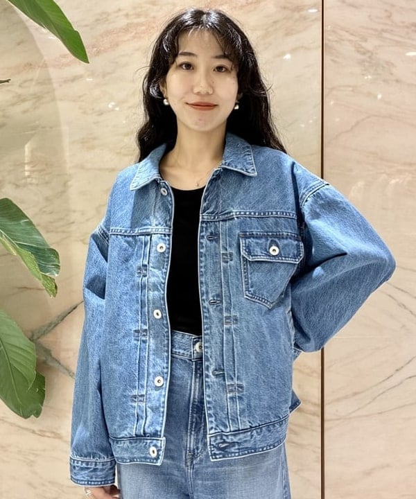 中丸　栞さんの「BEAMS WOMEN｜AK+1 / レイヤード リブ タンクトップ」を使ったコーディネート