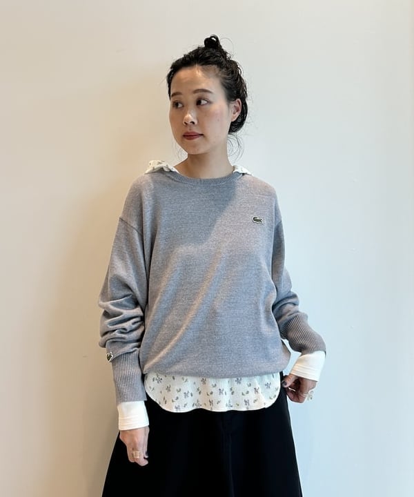 清水 彩乃さんの「BEAMS WOMEN｜フラワー サーマル パーカー」を使ったコーディネート