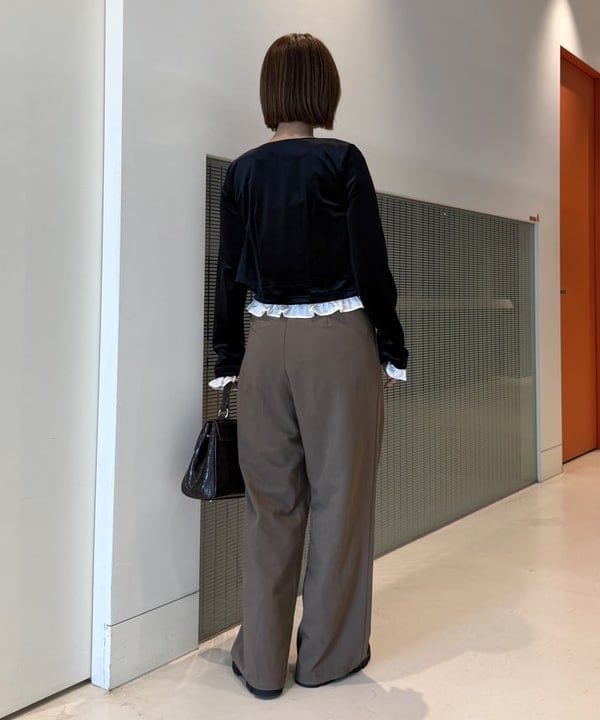 松本 佳菜子さんの「BEAMS WOMEN｜クロコ フラップ バッグ」を使ったコーディネート