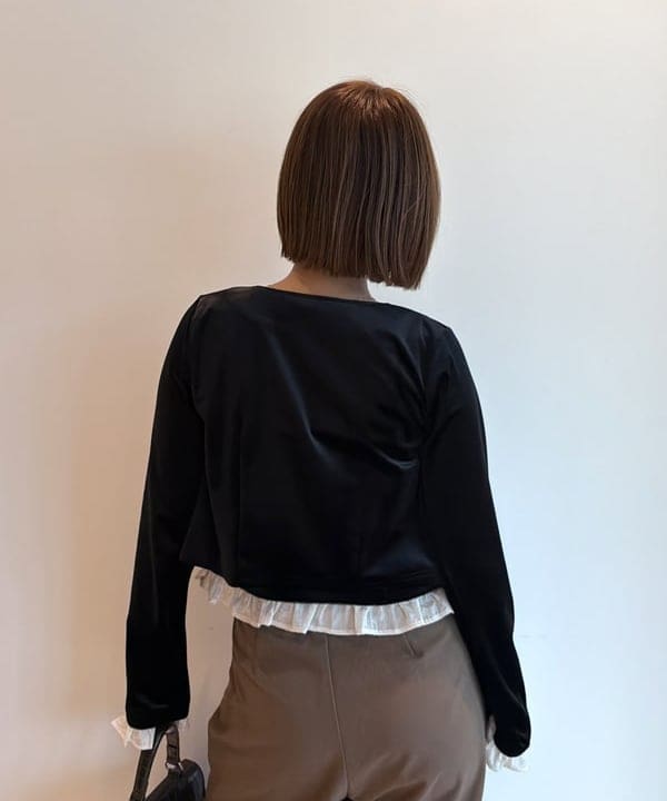 松本 佳菜子さんの「BEAMS WOMEN｜クロコ フラップ バッグ」を使ったコーディネート