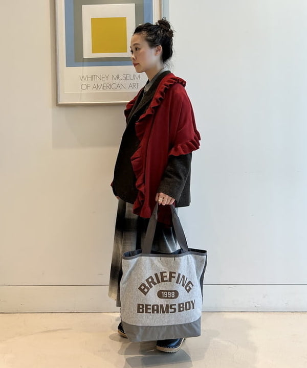 清水 彩乃さんの「BEAMS WOMEN｜ビッグ チェック ワンピース」を使ったコーディネート