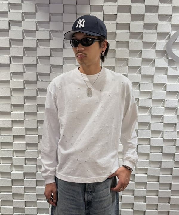 三宅 雄平さんの「BEAMS WOMEN｜ピンホール ロングスリーブ Tシャツ」を使ったコーディネート