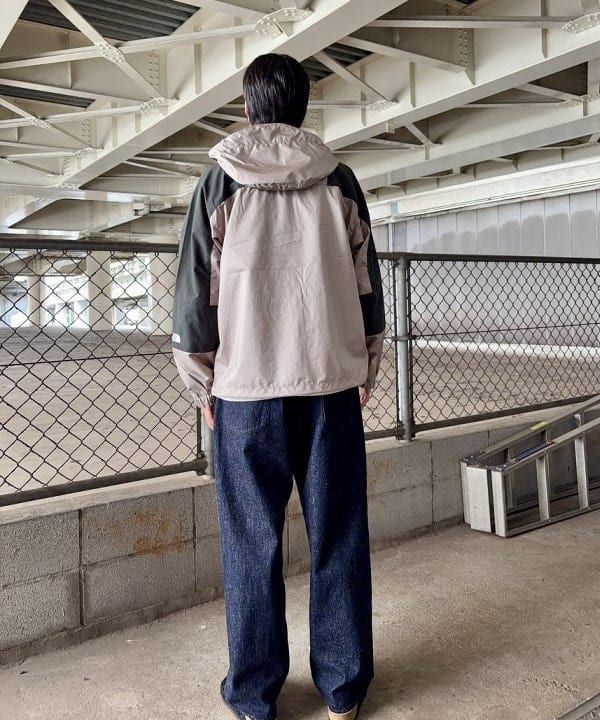 高遠 恒巳さんの「BEAMS WOMEN｜【別注】THE NORTH FACE PURPLE LABEL / マウンテン ウインド パーカ」を使ったコーディネート