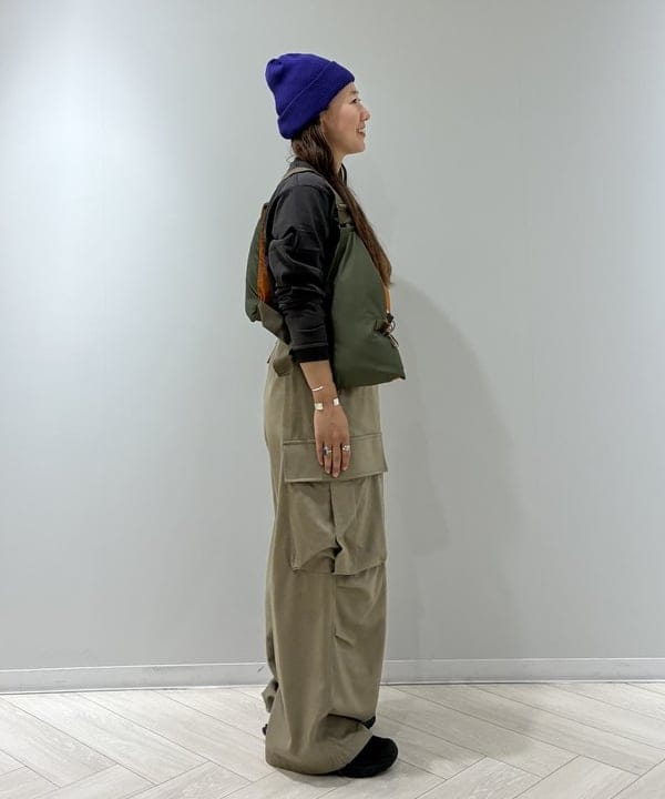 サイトウ　トモミさんの「BEAMS WOMEN｜maturely / リネン ウール ミリタリー パンツ」を使ったコーディネート