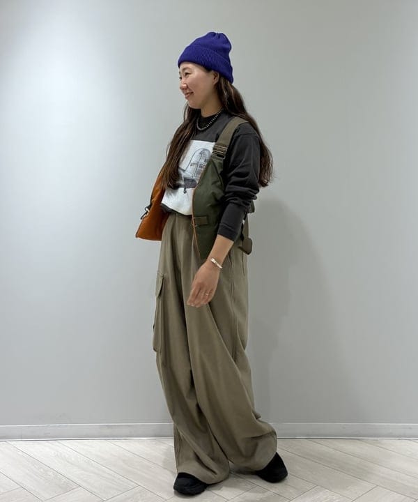 サイトウ　トモミさんの「BEAMS WOMEN｜maturely / リネン ウール ミリタリー パンツ」を使ったコーディネート