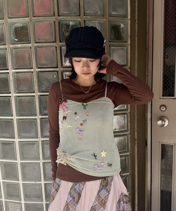 うららさんの「BEAMS WOMEN｜【別注】MILLER / 2パック Tシャツ」を使ったコーディネート