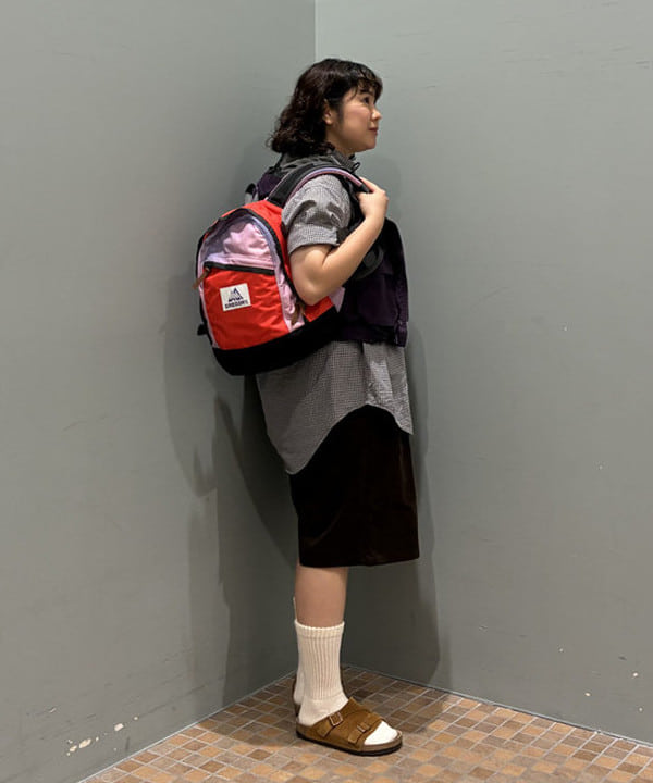 イガラシさんの「BEAMS WOMEN｜マウンテンパーカー ベスト」を使ったコーディネート