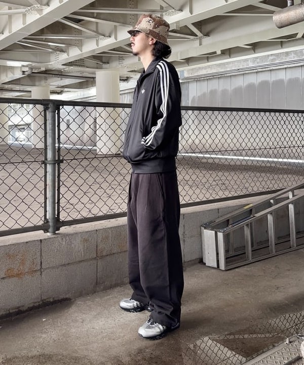 Gazziさんの「BEAMS WOMEN｜adidas / ファイヤーバード トラックトップ」を使ったコーディネート