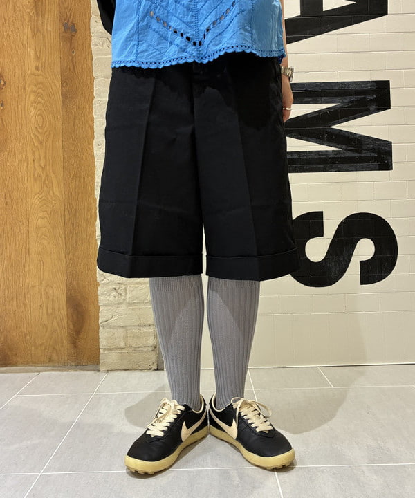 キラリさんの「BEAMS WOMEN｜ダメージ サーマル Tシャツ」を使ったコーディネート