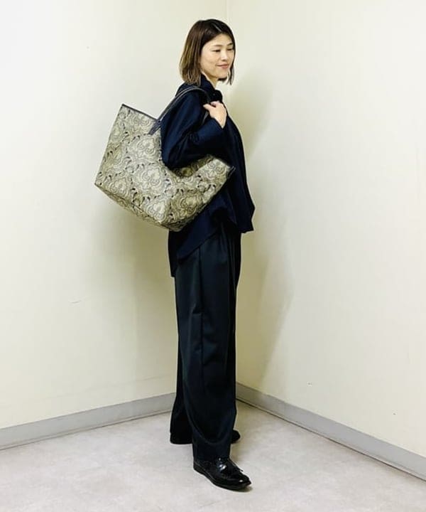 岩沢 珠代さんの「BEAMS WOMEN｜2WAY オーバーシャツ 26AW」を使ったコーディネート