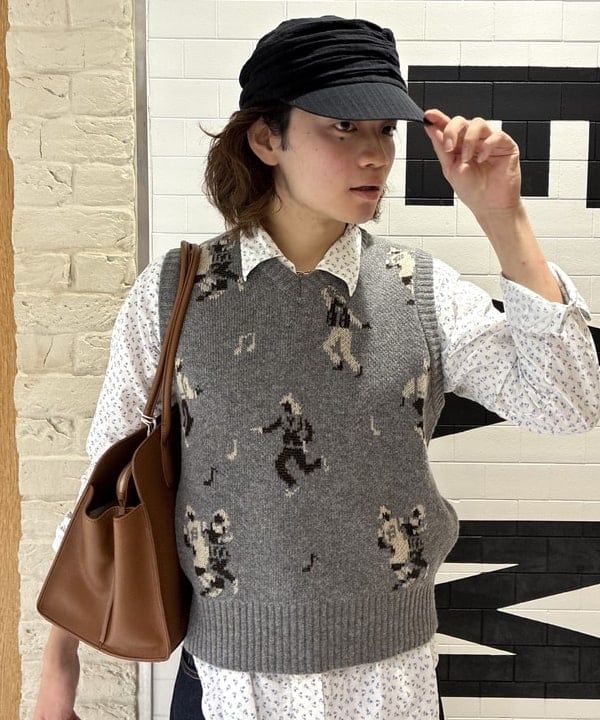 マツミヤさんの「BEAMS WOMEN｜デニム 1タック カーブ パンツ」を使ったコーディネート