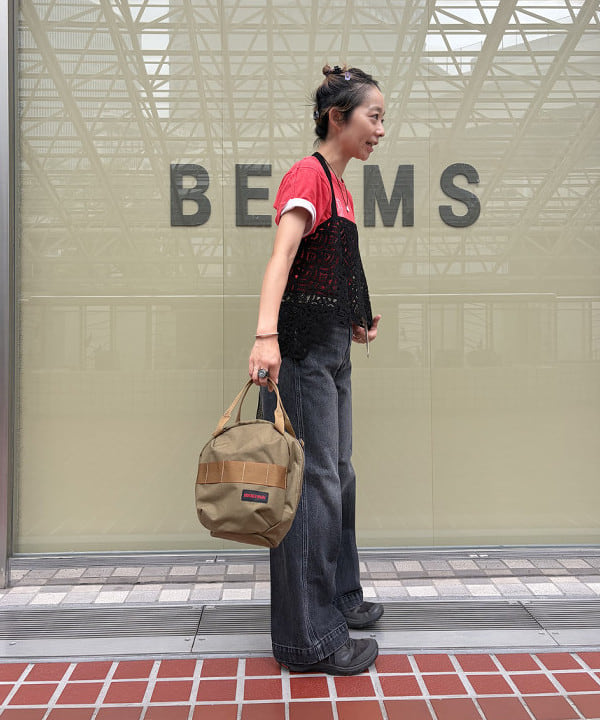 矢野(青木)優香さんの「BEAMS WOMEN｜maturely / レース ホルター トップ」を使ったコーディネート
