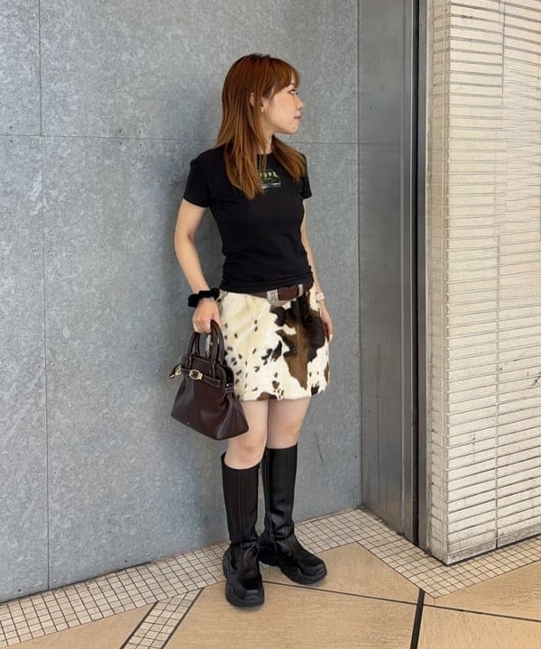 まゆちゃんさんの「BEAMS WOMEN｜フェイクファー ミニ スカート」を使ったコーディネート